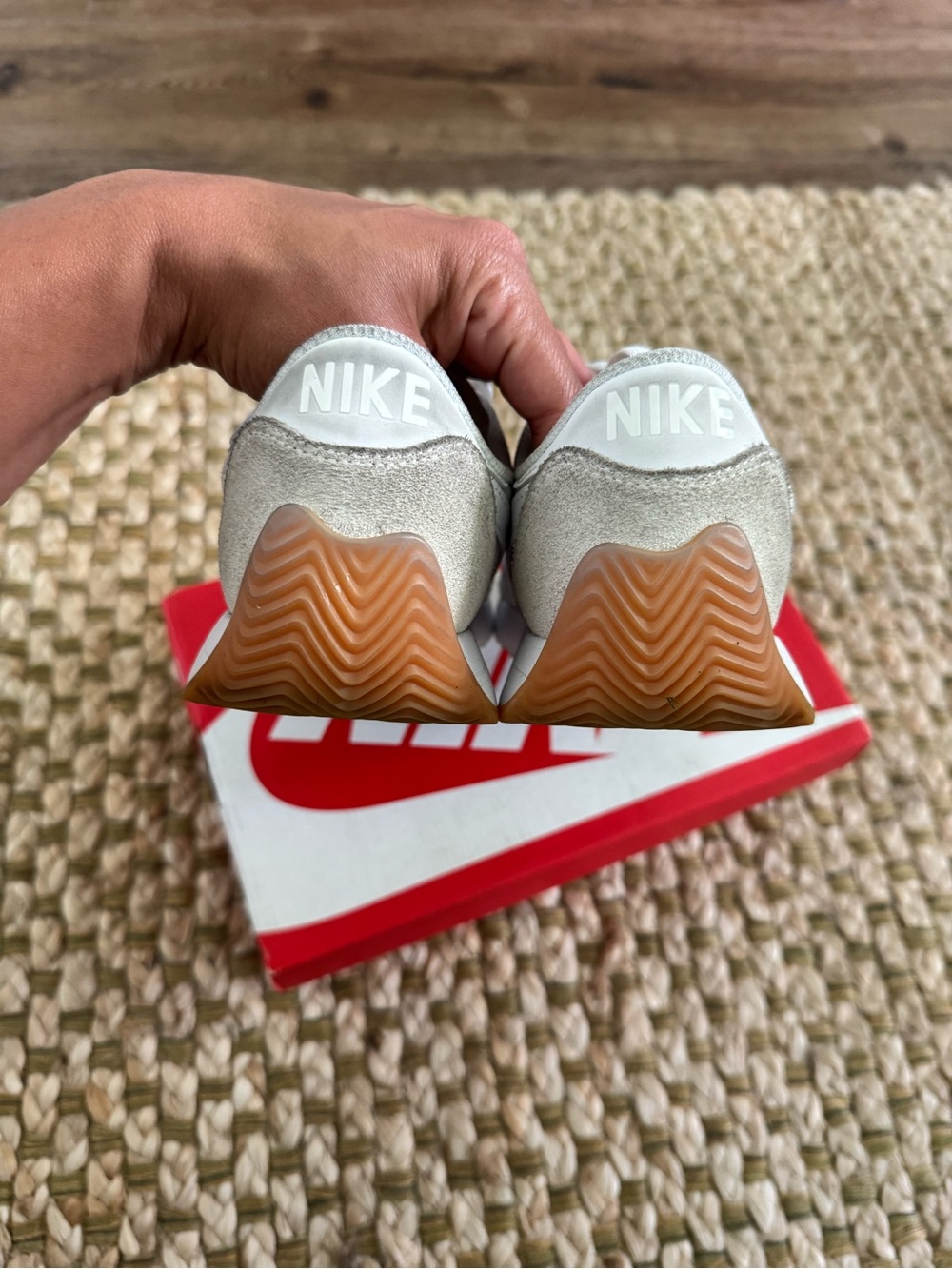 Women’s Nike Pacific White - Picture 9 of 10